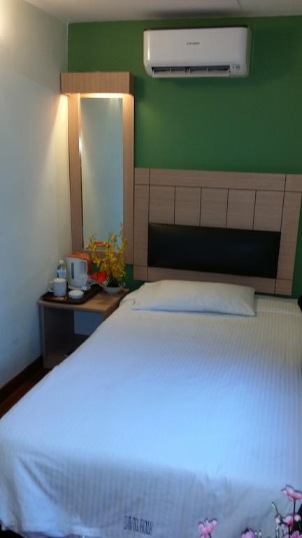 Smart Hotel Серембан  Экстерьер фото